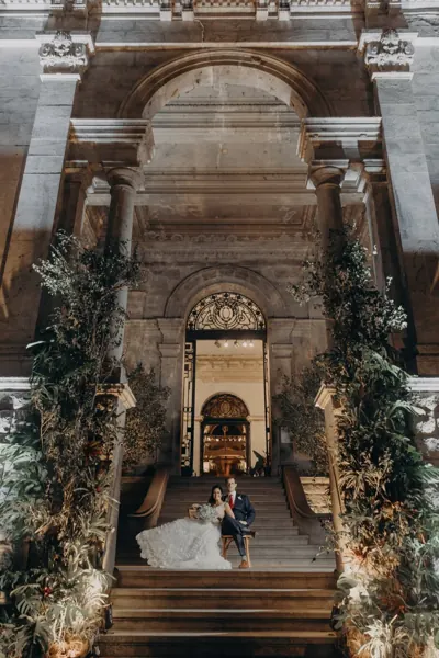 Couple on the historic Parque Lage staircase